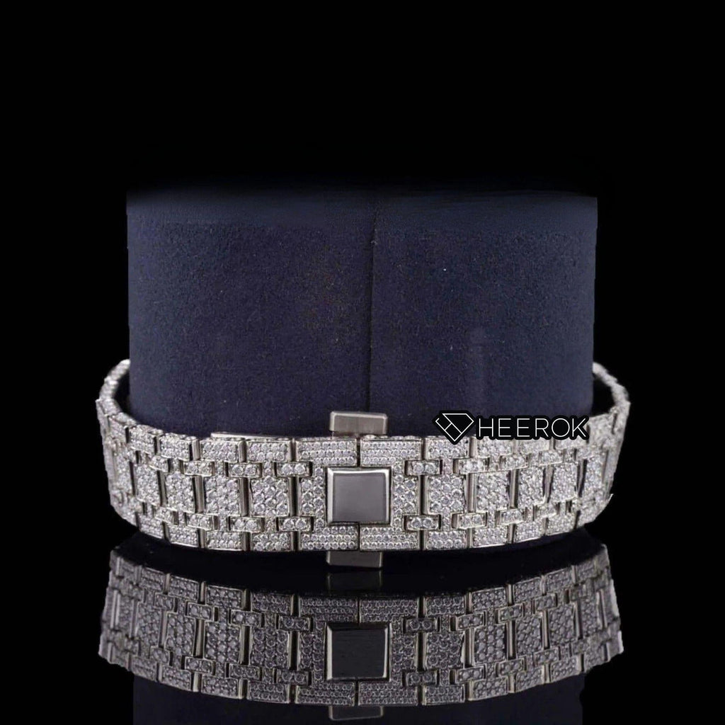 AP Royal Oak Fully Iced Out White Dial Stick Markers Diamond Bezel Moissanite Diamond Bracelet