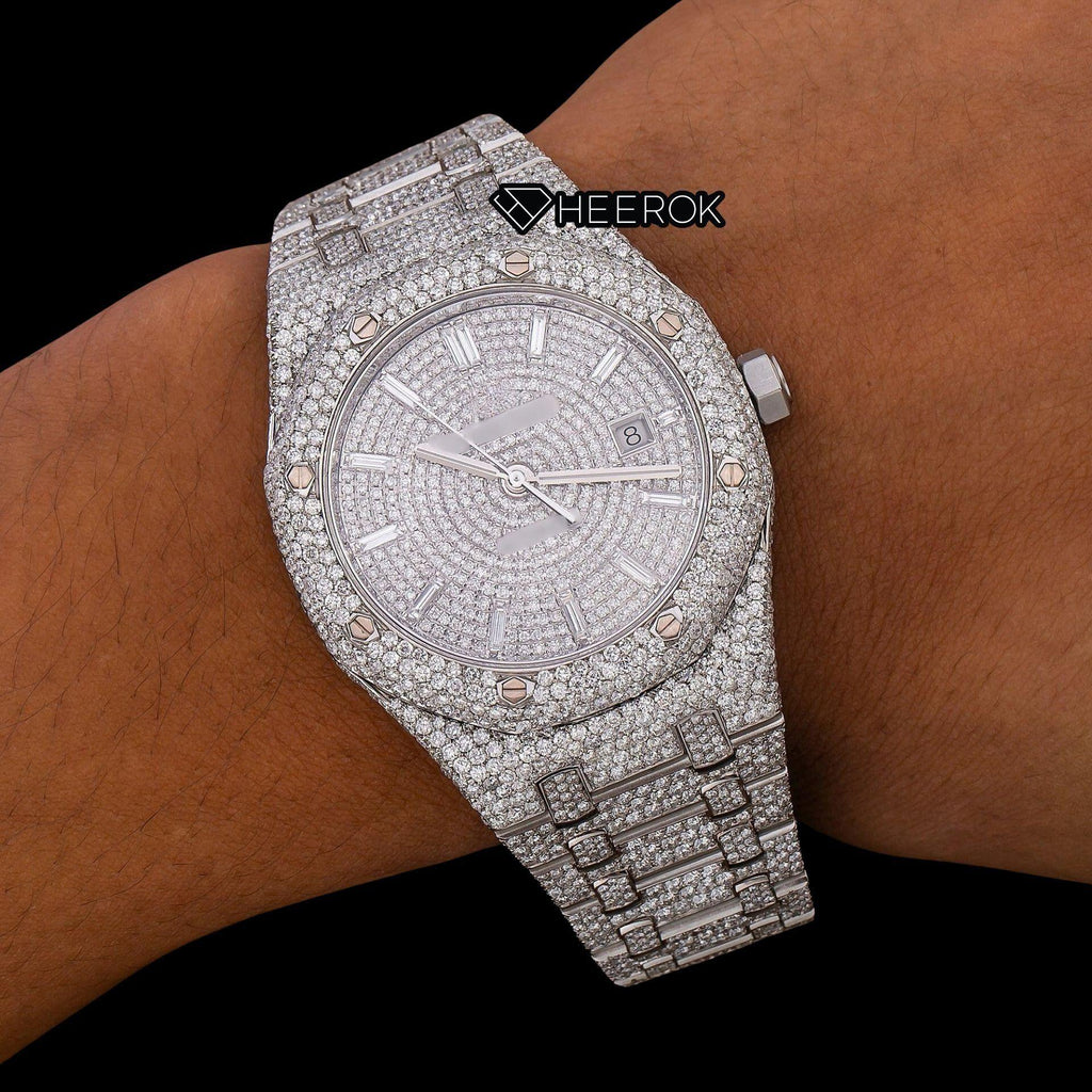 AP Royal Oak Fully Iced White Dial Baguette Diamond Markers Diamond Bezel Moissanite Diamond Watch