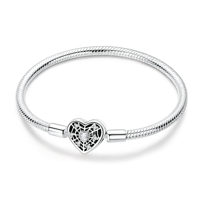 Sparkling Heart Clasp Snake Chain Bracelet